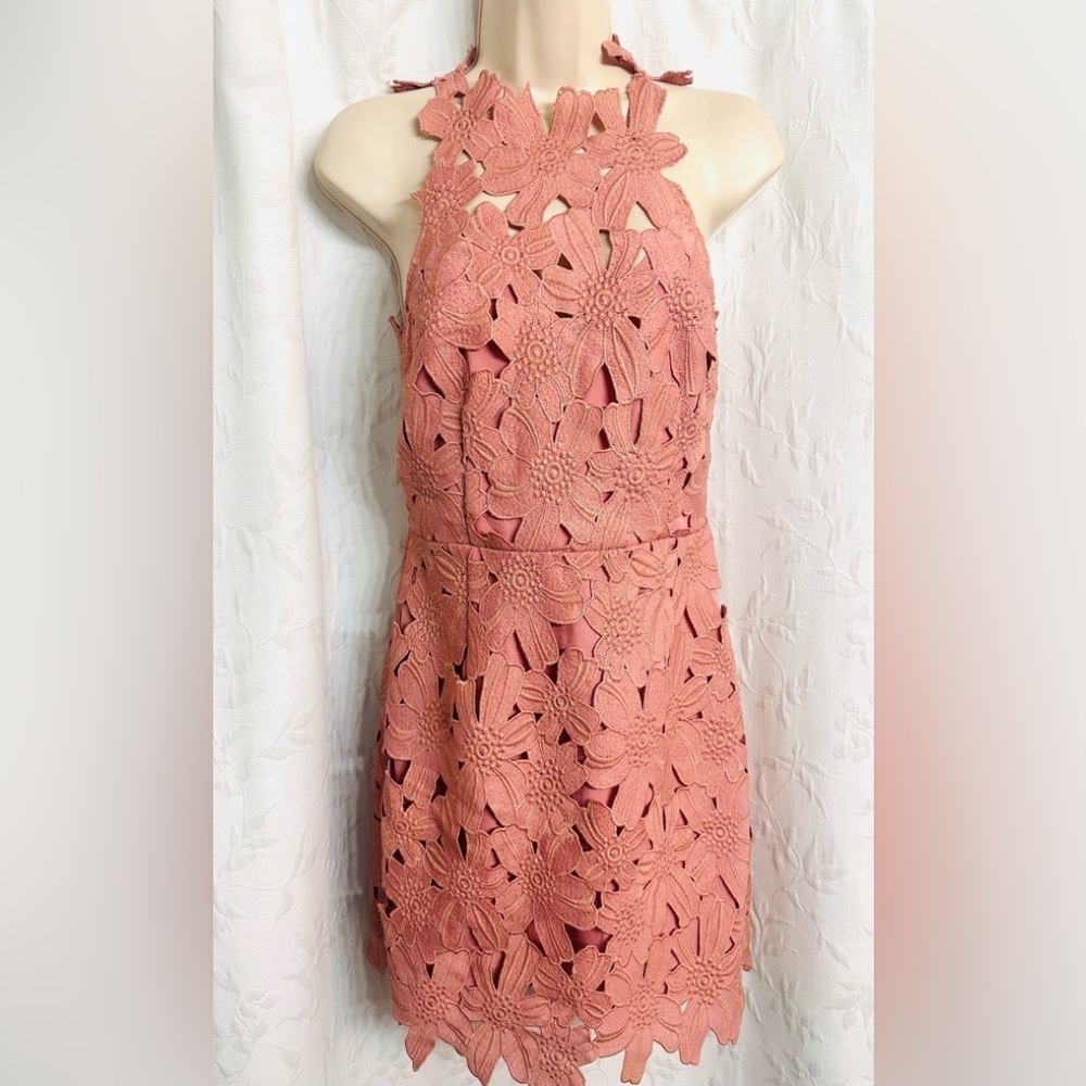 SAYLOR Rose Lace Floral Cut Out Romantic Embroidered Halter Neck Mini Dress M